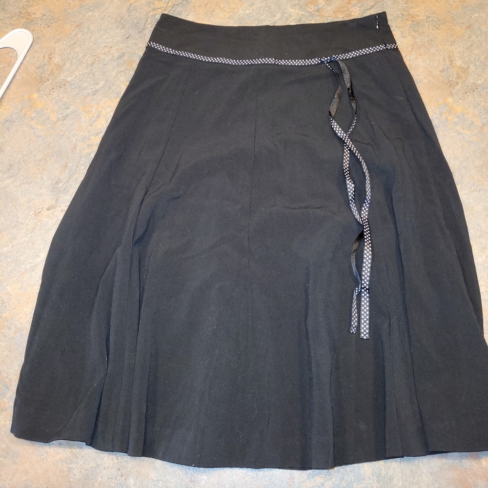 Black skirt